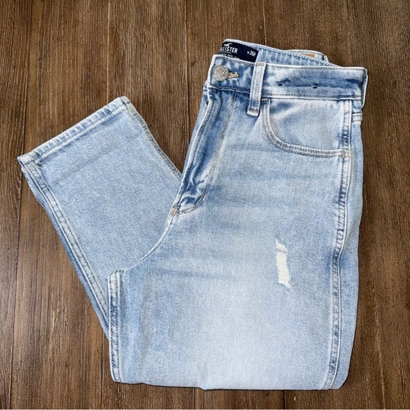 Hollister Ultra High Rise Mom Jean 90s 26R 2R Ankle Straight ripped distressed - Picture 2 of 10